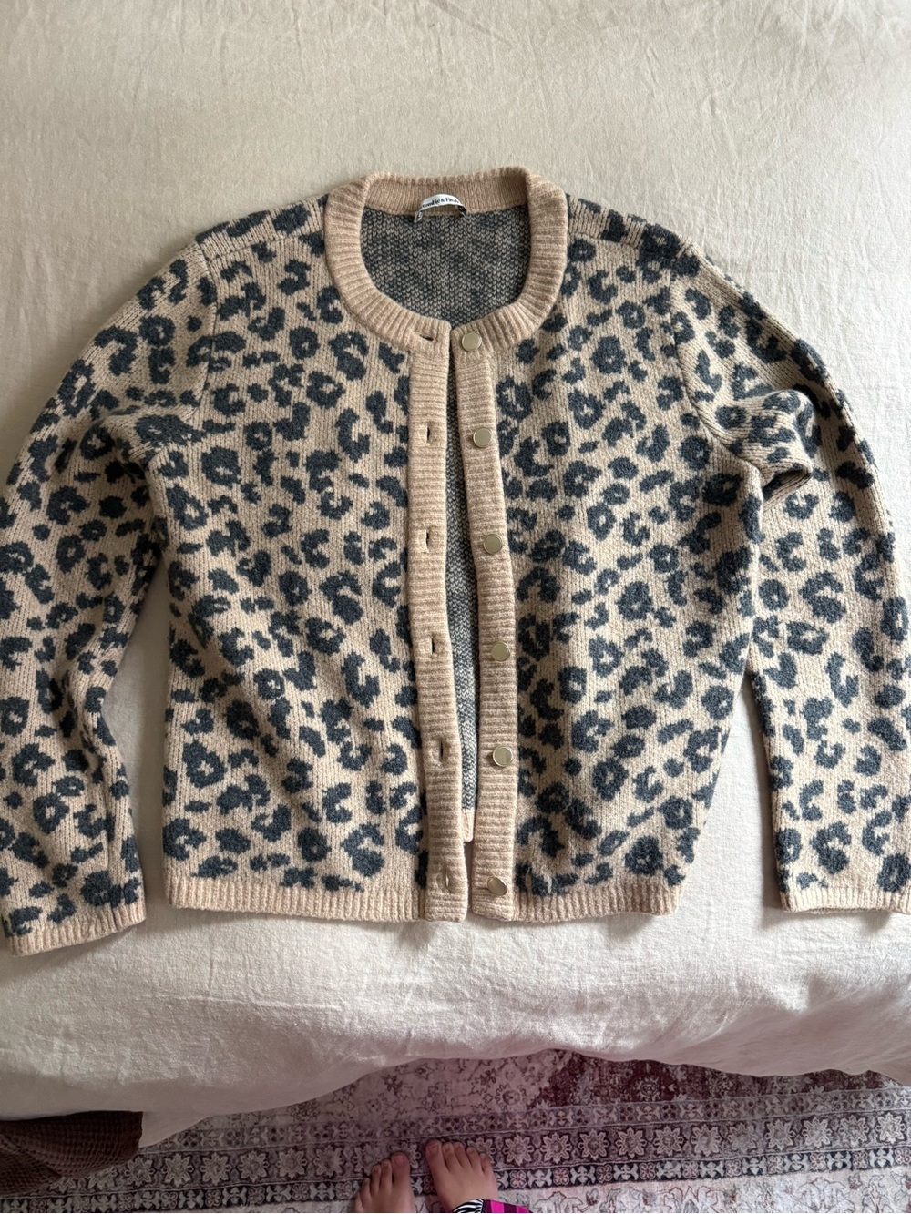 Abercrombie & Fitch Leopard Print Crewneck Cardigan - Cream/Gray